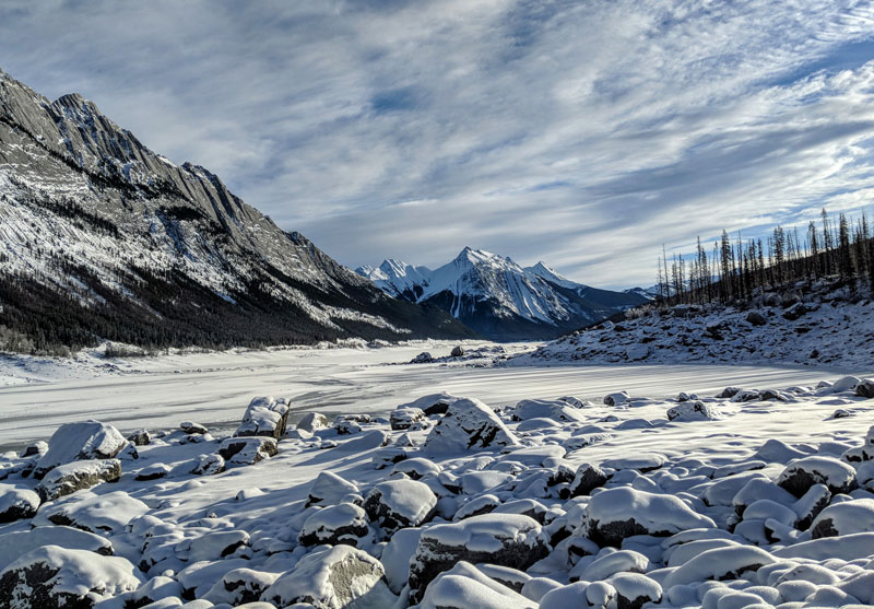 Rocks and mountains in Jasper